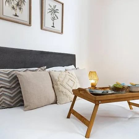 R&v Paradise By Galmi