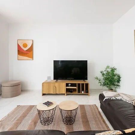 Apartment R&v Paradise By Galmi